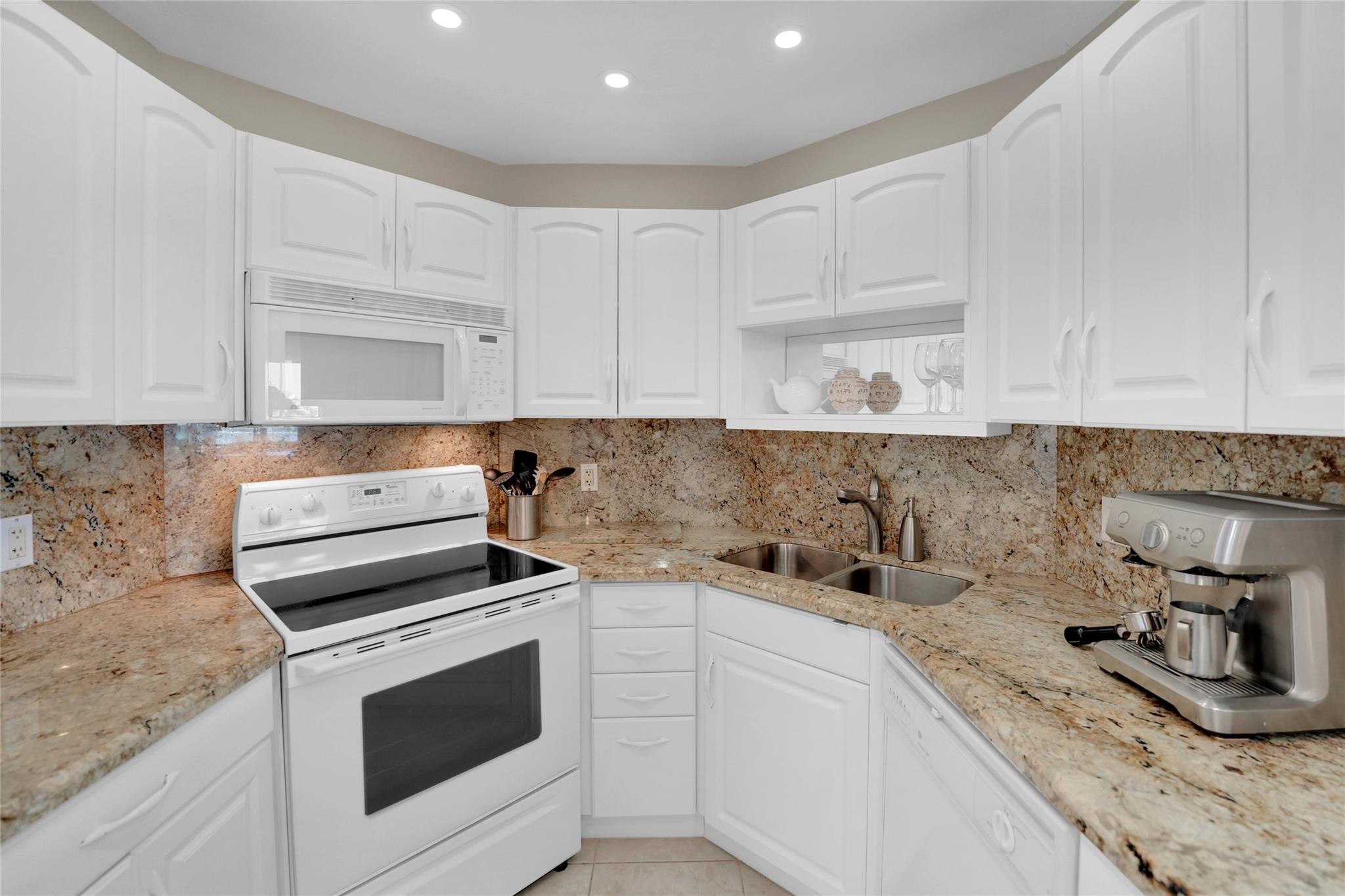 111 N Pompano Beach Boulevard 606