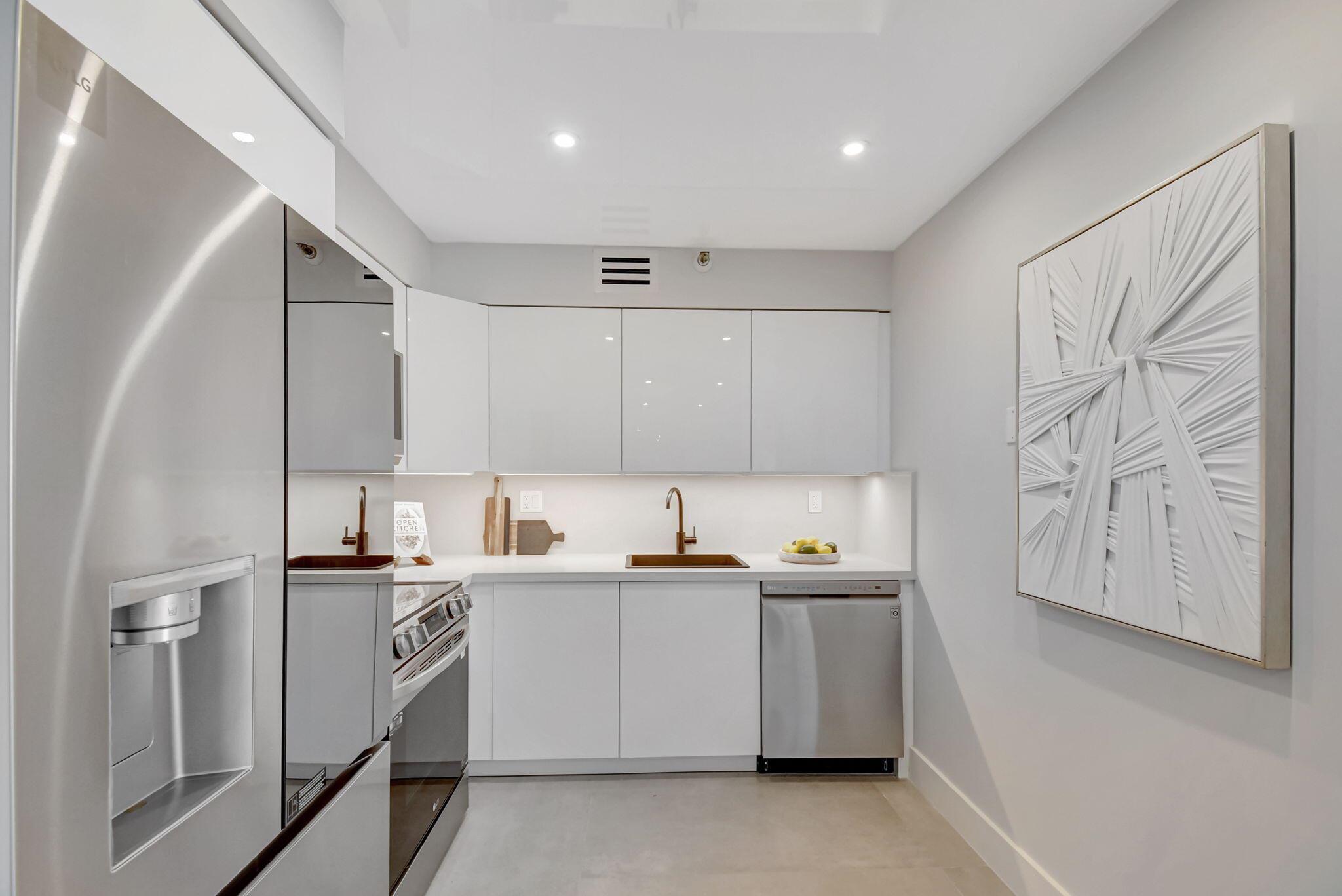 MYSTIC POINTE TOWER 600 C - Residential