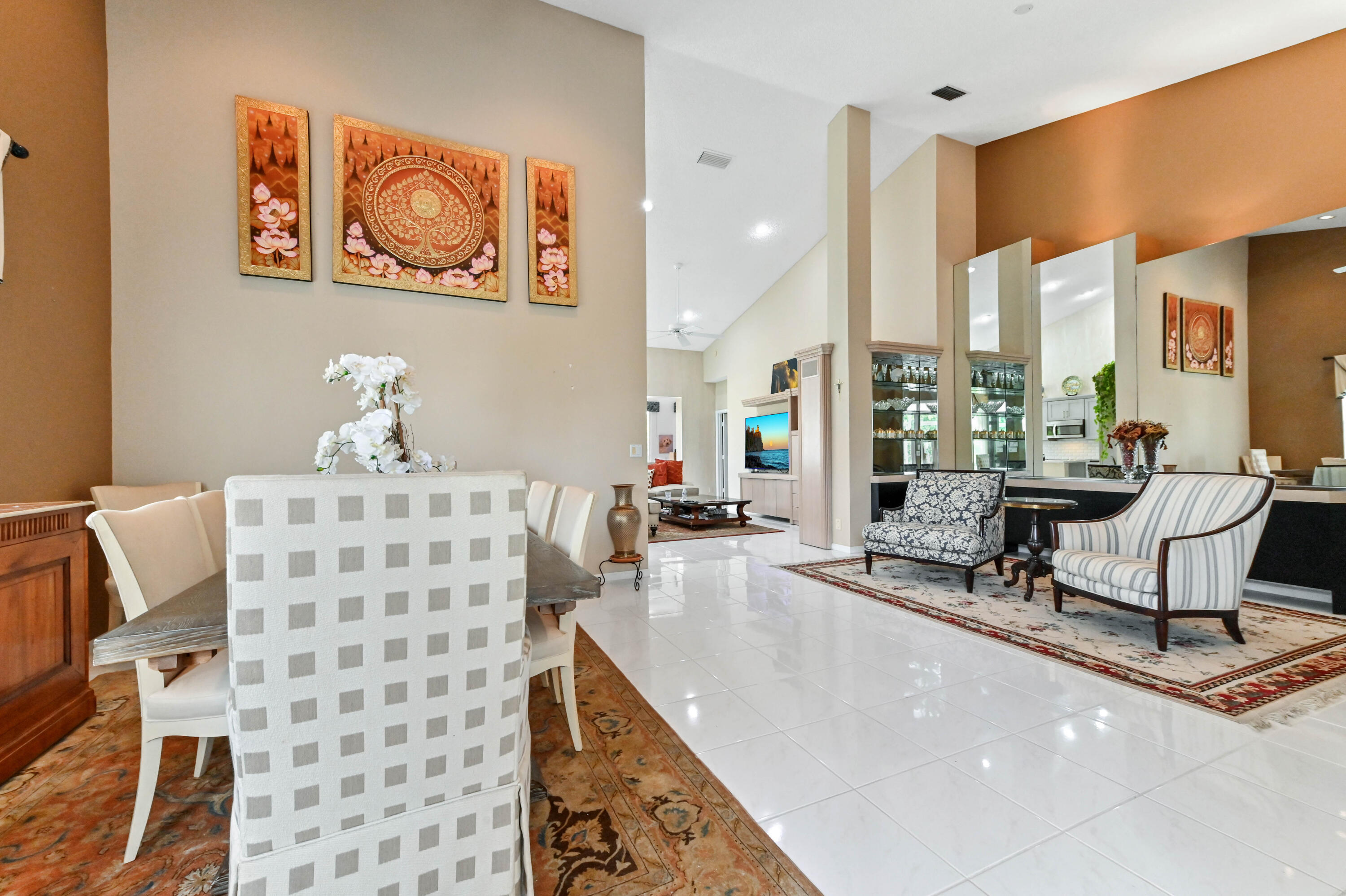 ABERDEEN 13 - Residential Lease