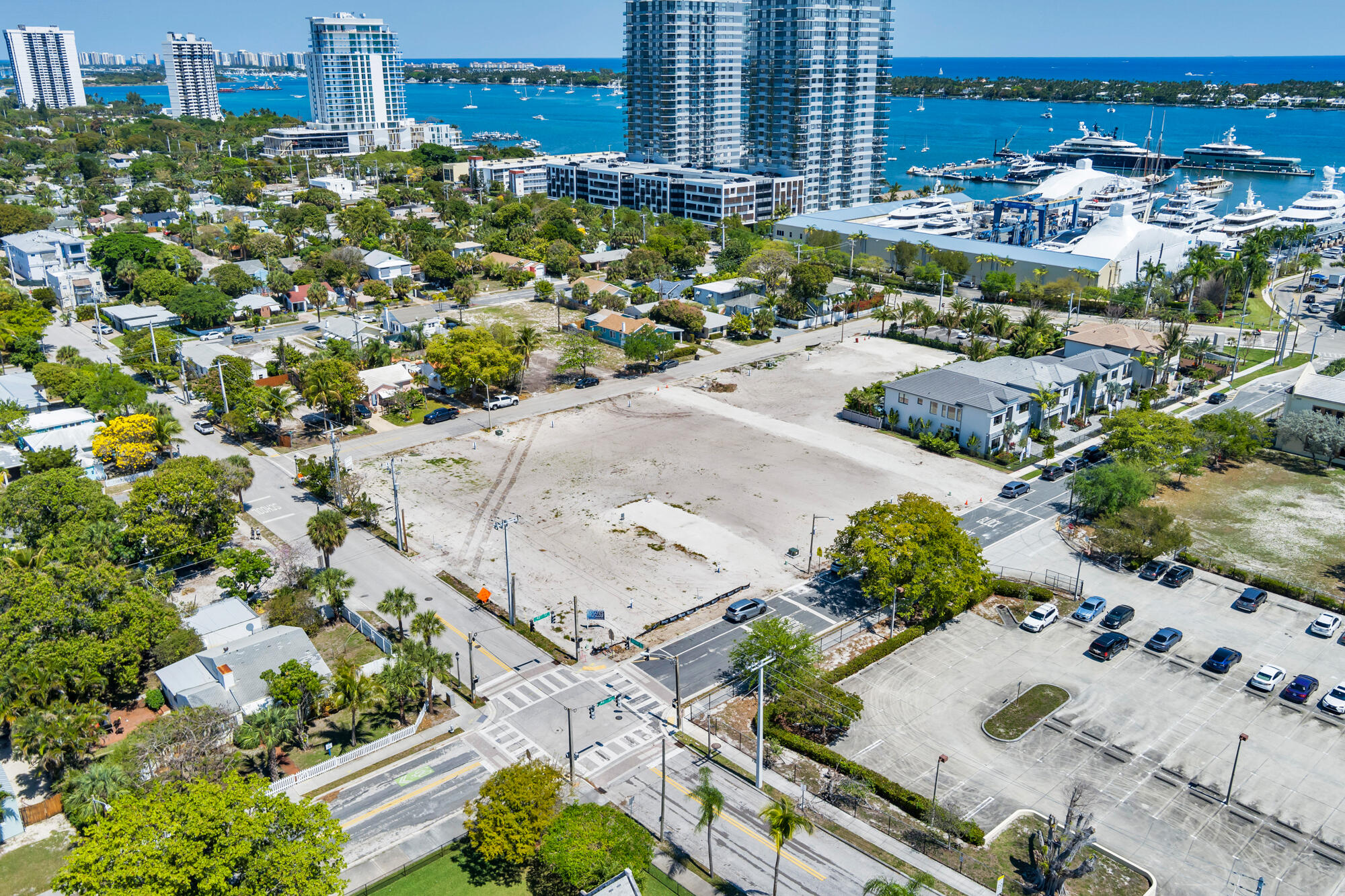 NORTH PALM BEACH PL NO 1 BLKS 8-12 REPL - Residential