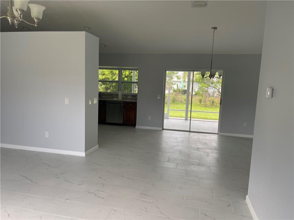 PORT ST LUCIE SECTION 13 - Residential