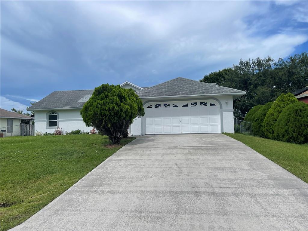PORT ST LUCIE SECTION 13 - Residential