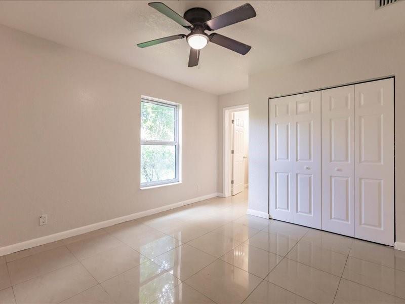 SUNSHINE VILLAS - Residential Lease