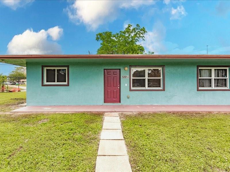 SUNSHINE VILLAS - Residential Lease