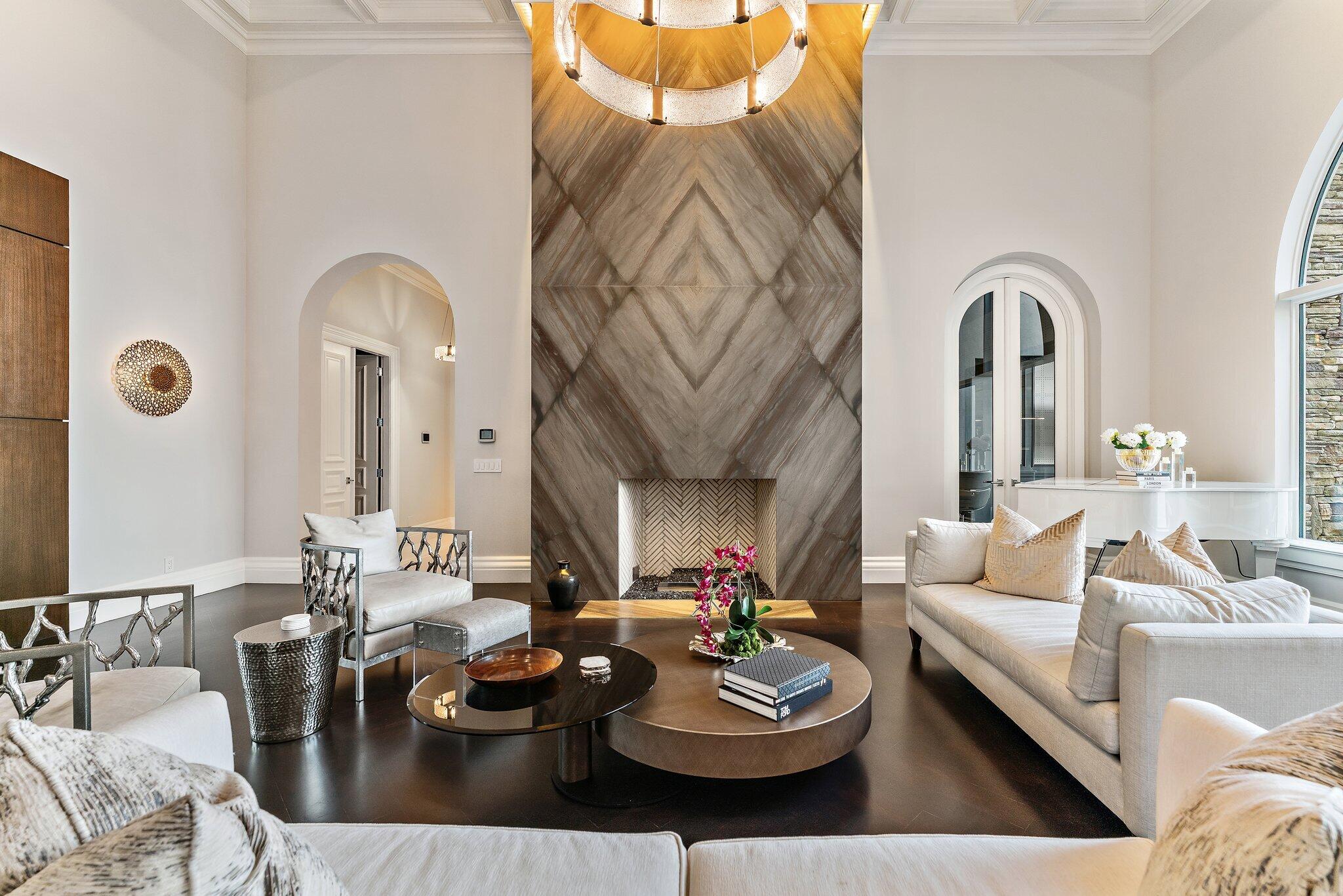 636 Hermitage Circle