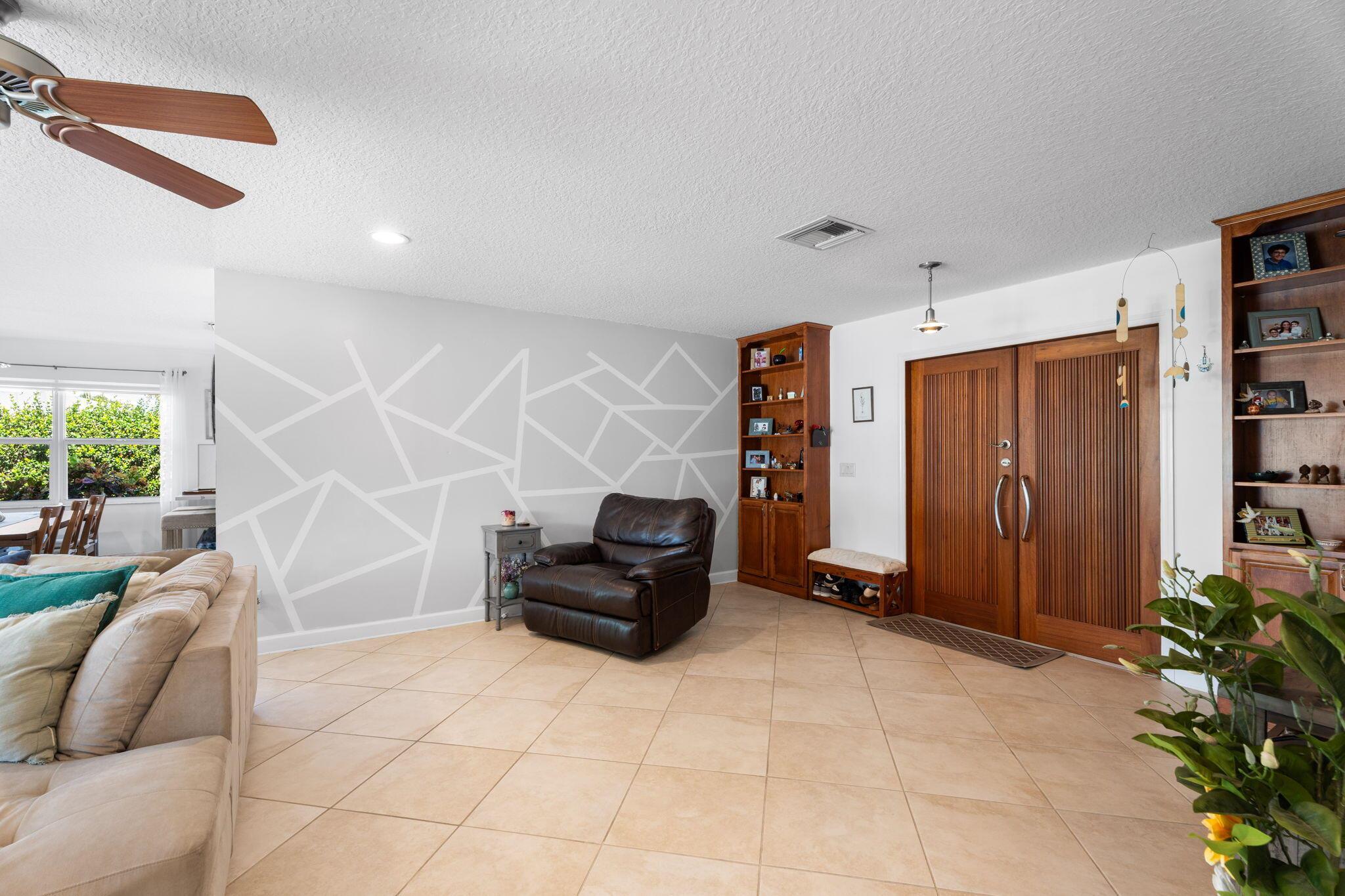1798 SW Cabin Place
