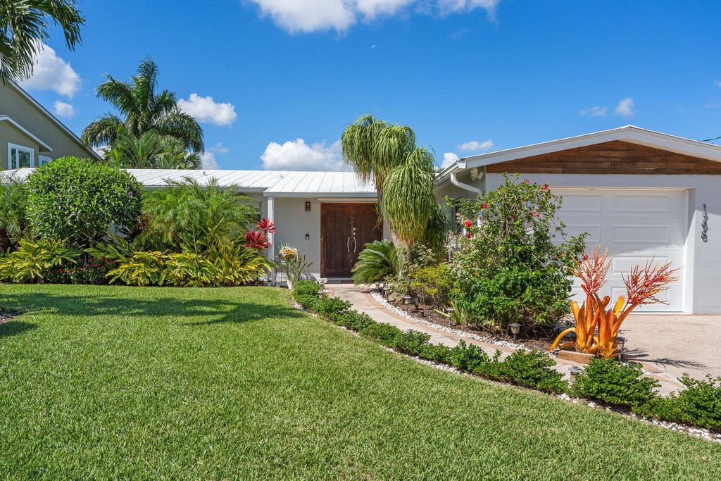 Photo of 1798 SW Cabin Place, Palm City, FL 34990 (MLS # R11132434)