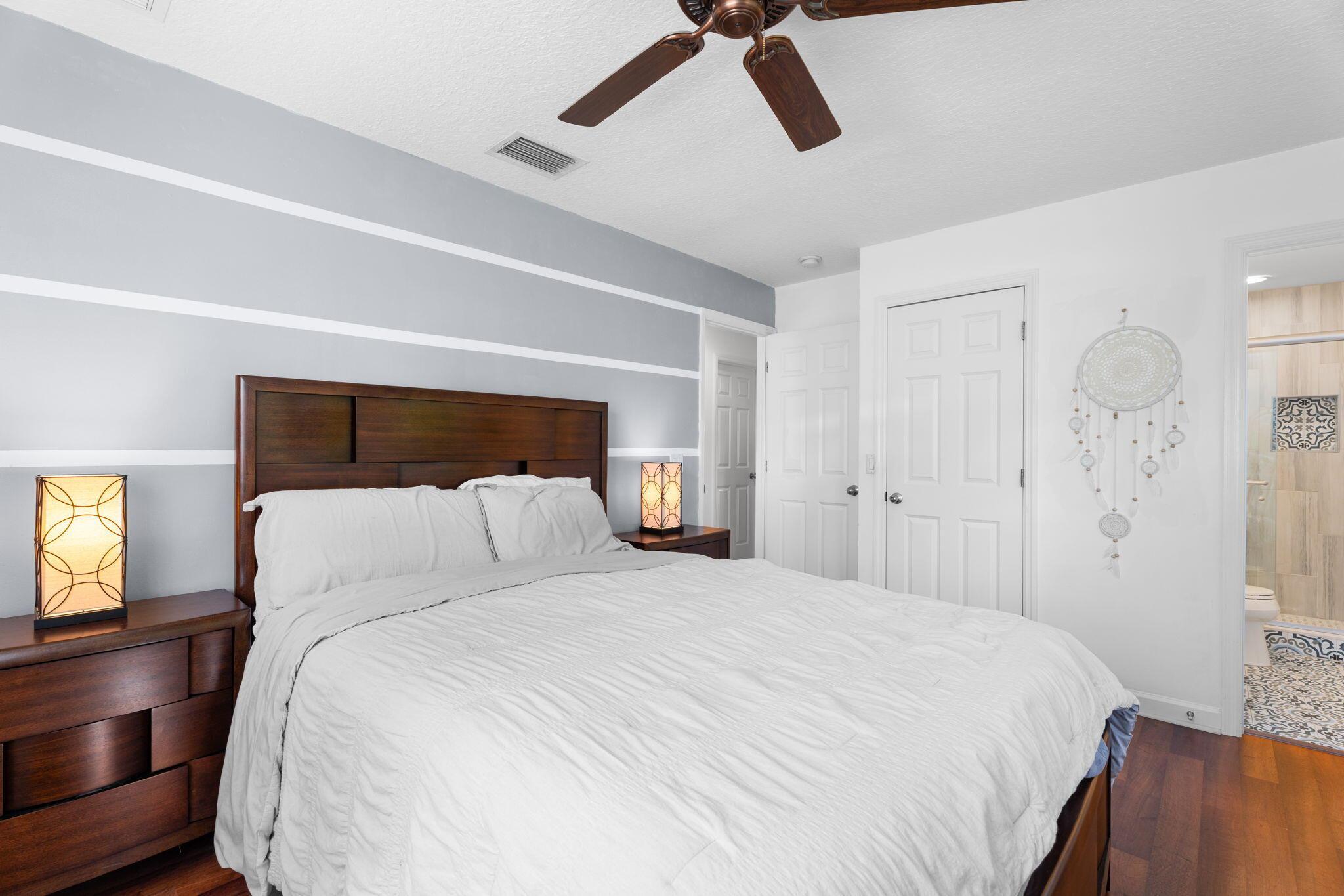 SEAGATE HARBOR - Residential