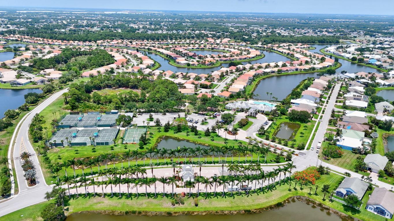 MAGNOLIA LAKES PHASE 1 ST LUCIE WEST NO 151 - Residential