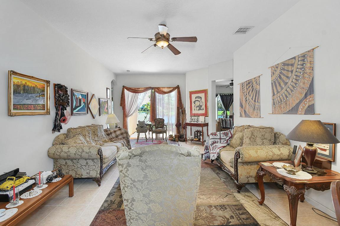 MAGNOLIA LAKES PHASE 1 ST LUCIE WEST NO 151 - Residential