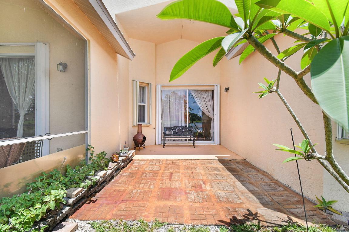 MAGNOLIA LAKES PHASE 1 ST LUCIE WEST NO 151 - Residential