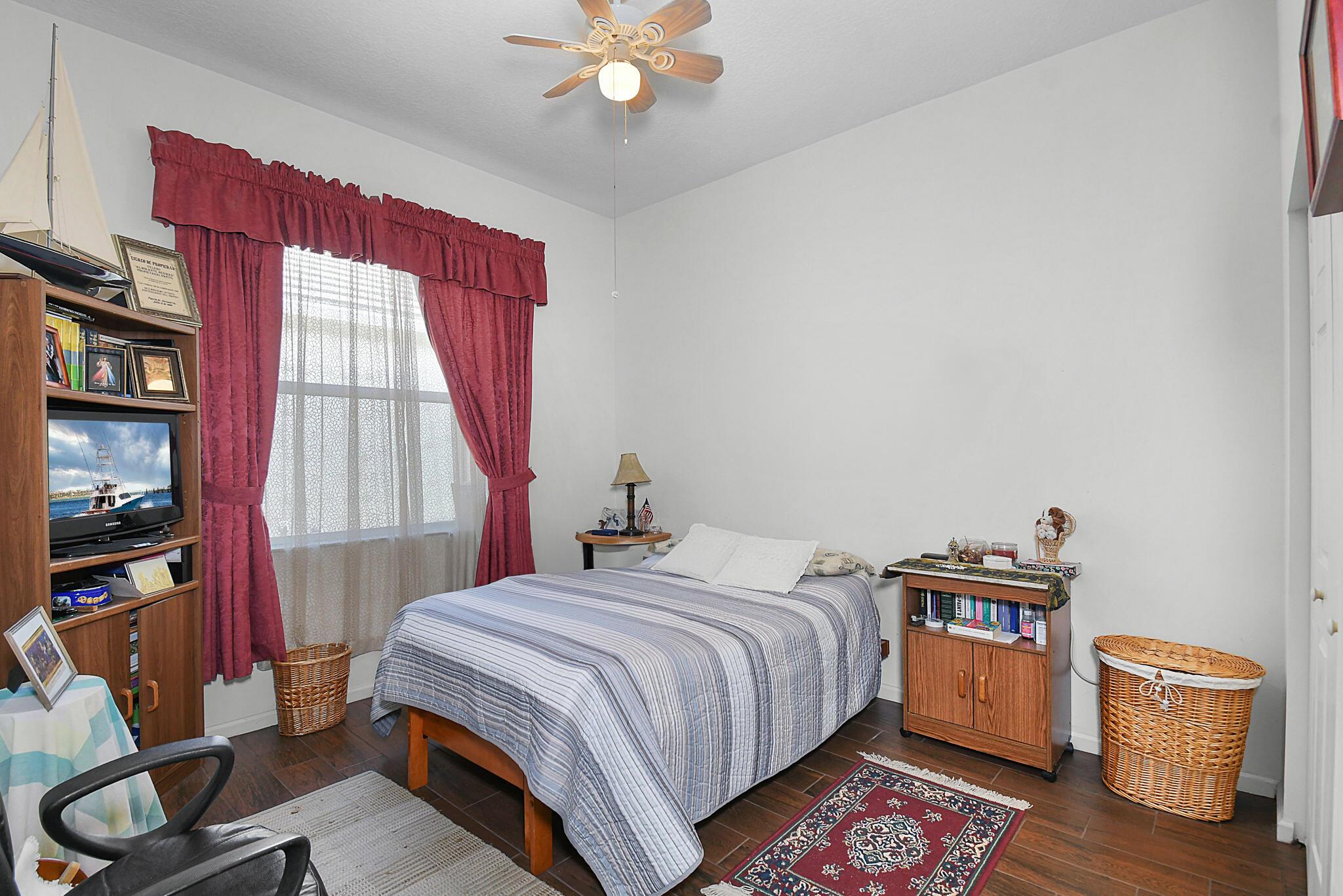 MAGNOLIA LAKES PHASE 1 ST - Residential