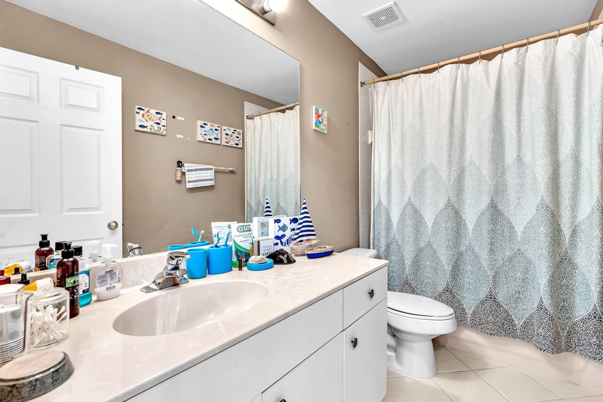 BOYNTON OASIS CONDO - Residential Lease