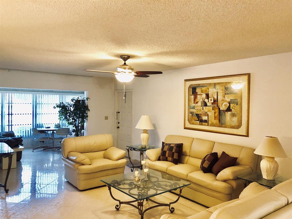 HIGH POINT OF DELRAY SEC 7 CONDO - Residential