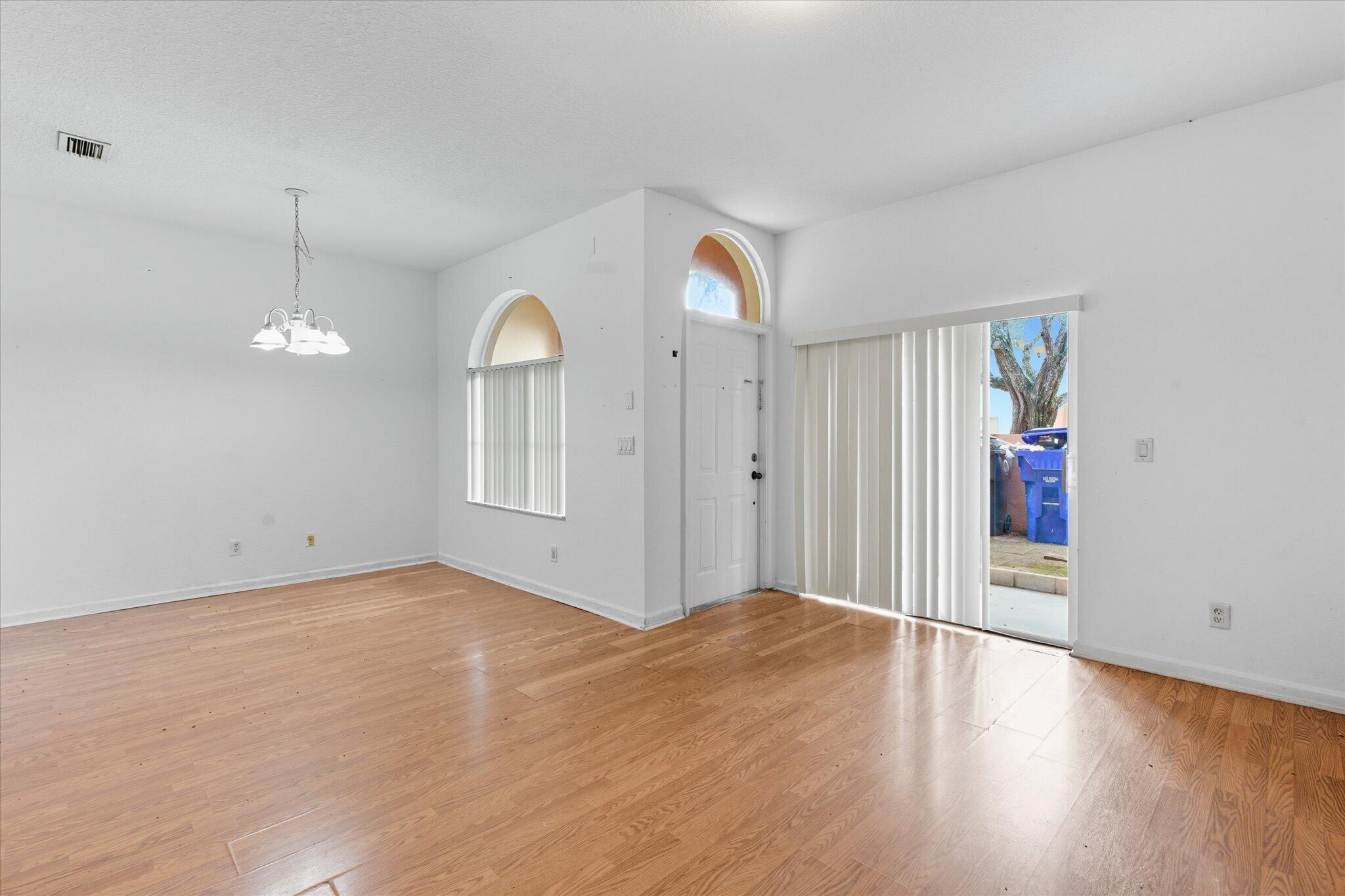 MARTIN/MARANGOS PLAT - Residential Lease