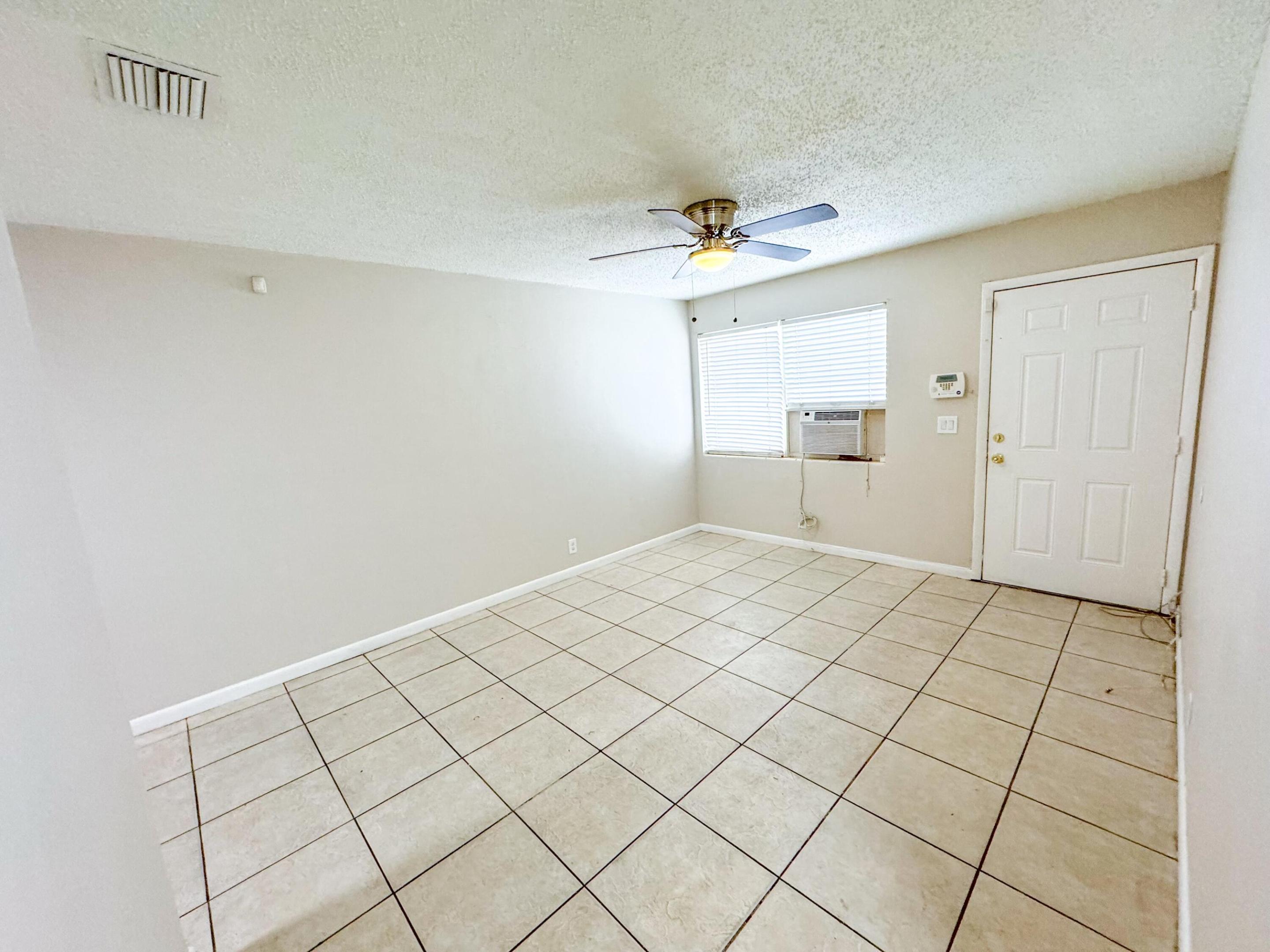 FRESHWATER ADD TO WPB - Residential Lease