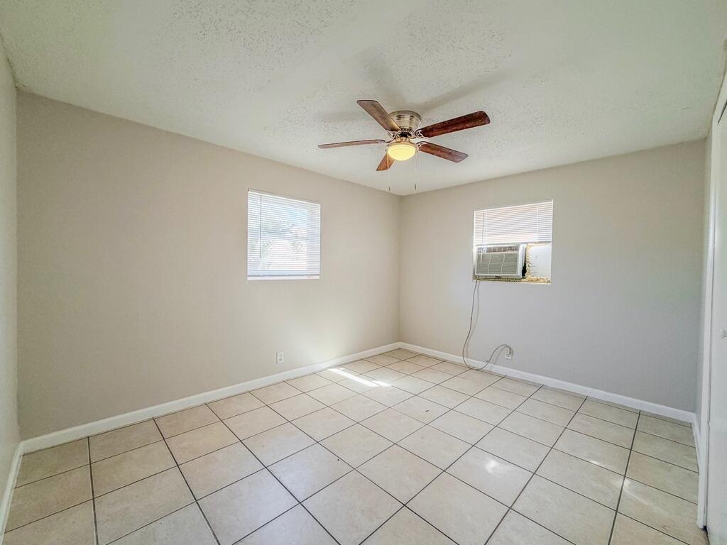 FRESHWATER ADD TO WPB - Residential Lease