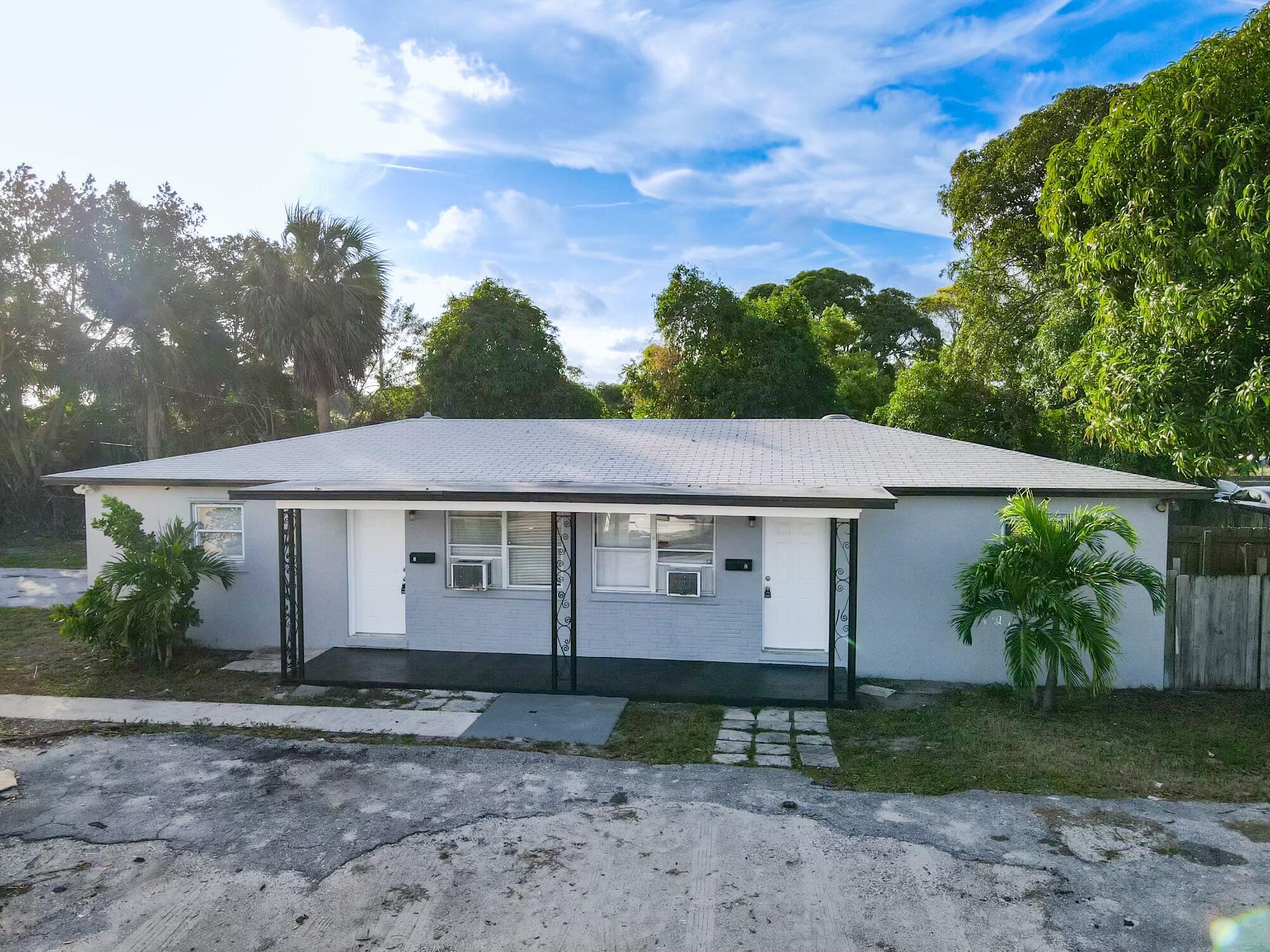 FRESHWATER ADD TO WPB - Residential Lease