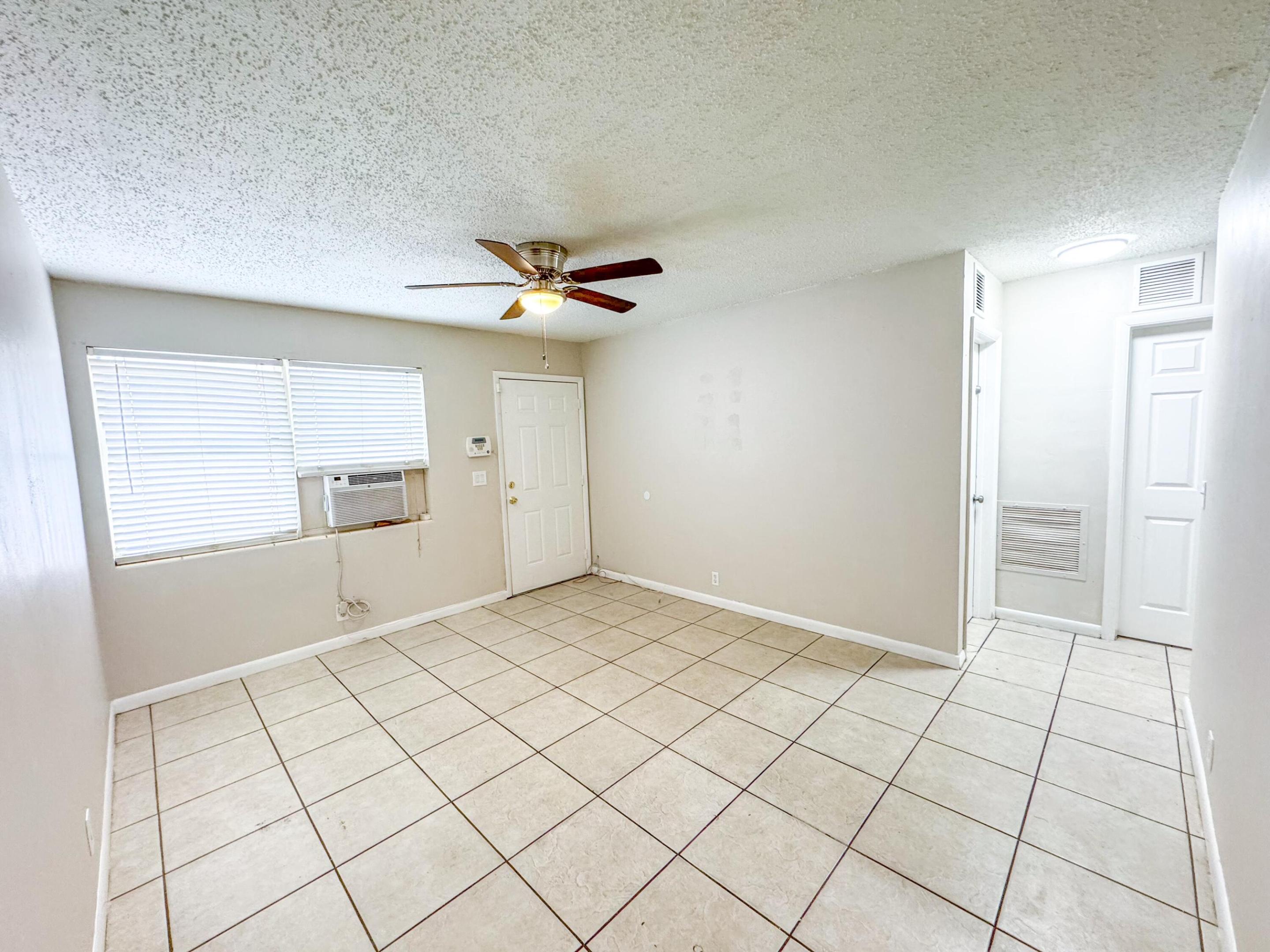 FRESHWATER ADD TO WPB - Residential Lease