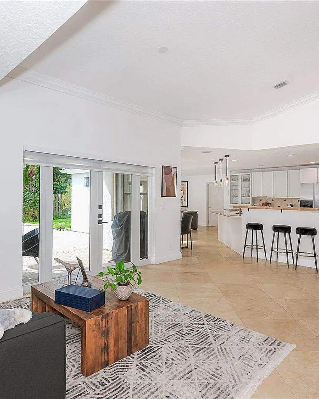 3610 Washington Lane