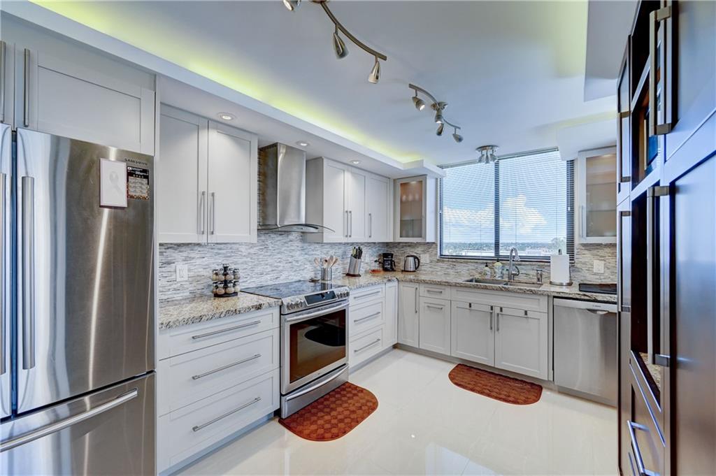 Voyager Condo - Residential