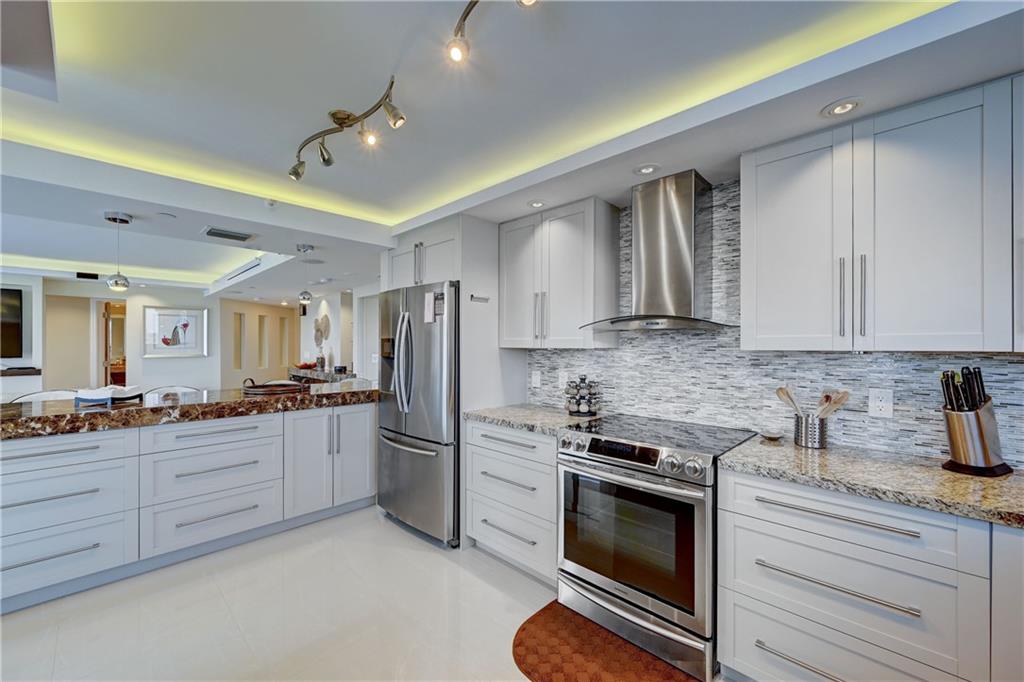 Voyager Condo - Residential
