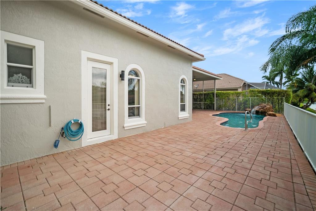 Grand Reserve - Residential