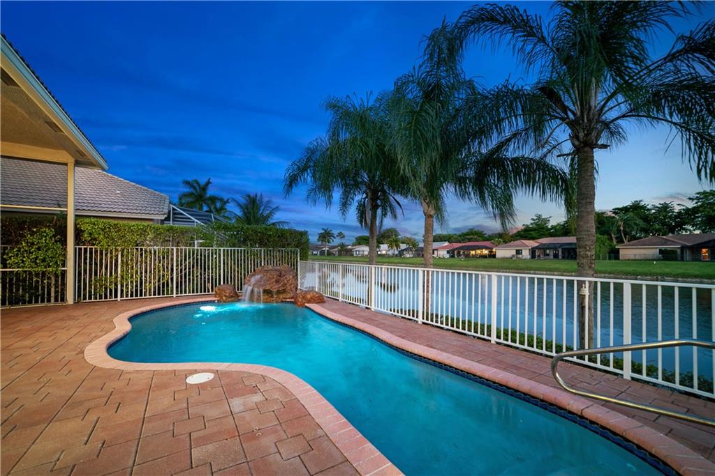 Grand Reserve - Residential