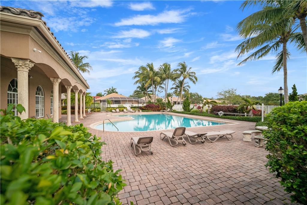 Grand Reserve - Residential