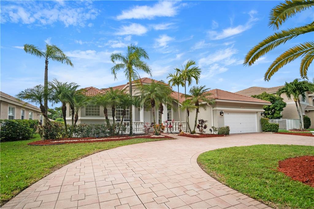 Grand Reserve - Residential