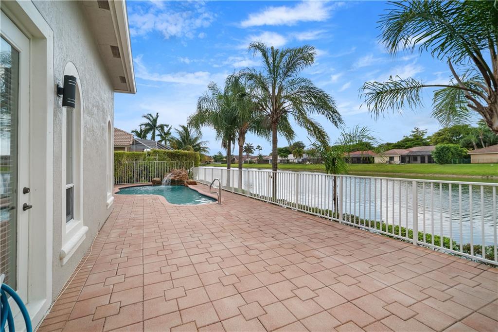 Grand Reserve - Residential