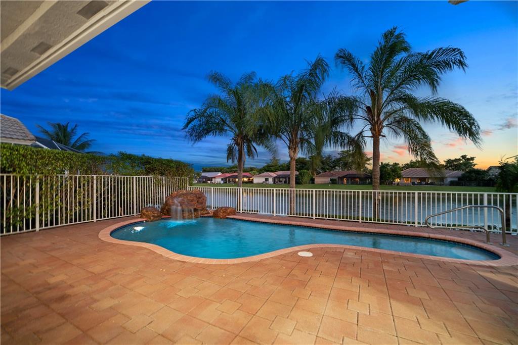 Grand Reserve - Residential