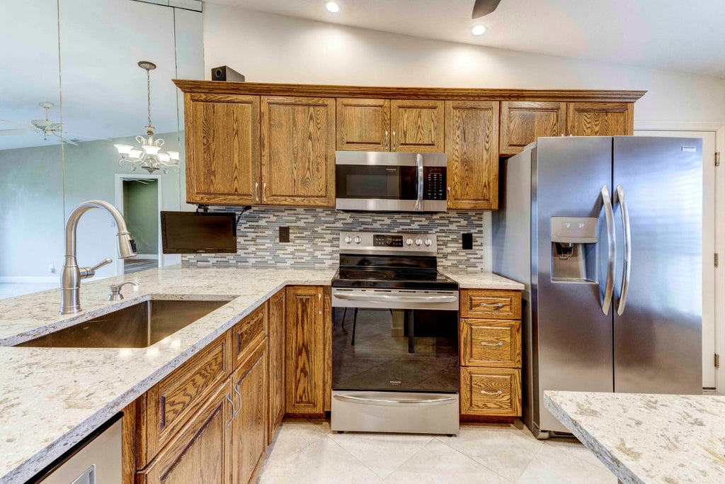 Photo of 5263 Copperleaf Circle, Delray Beach, FL 33484 (MLS # B26064022)