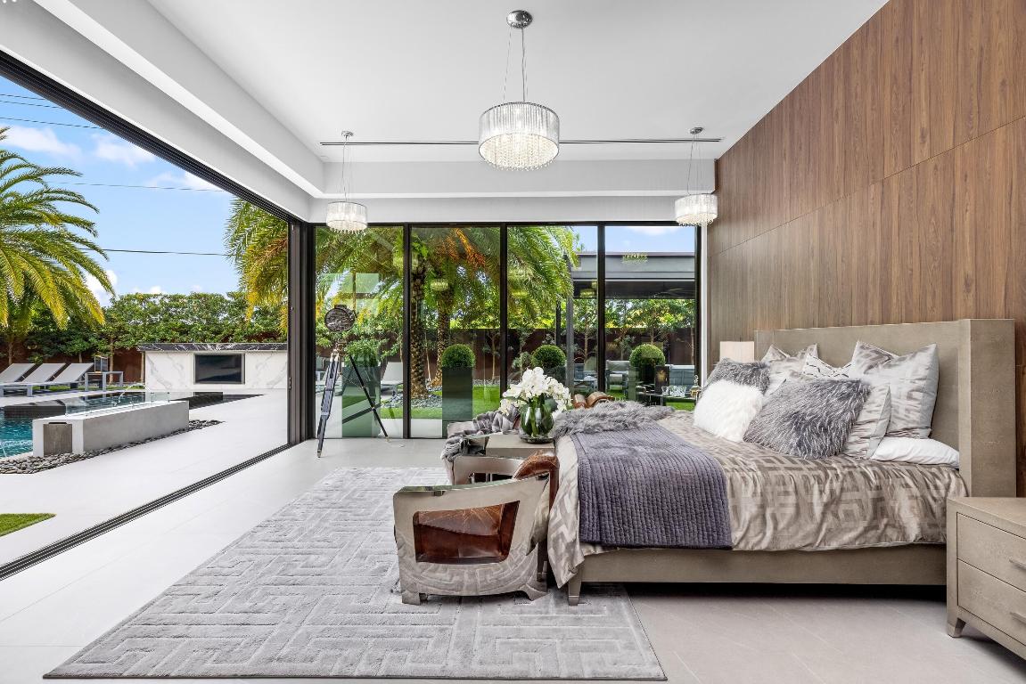 CORAL RIDGE COUNTRY CLUB - Residential