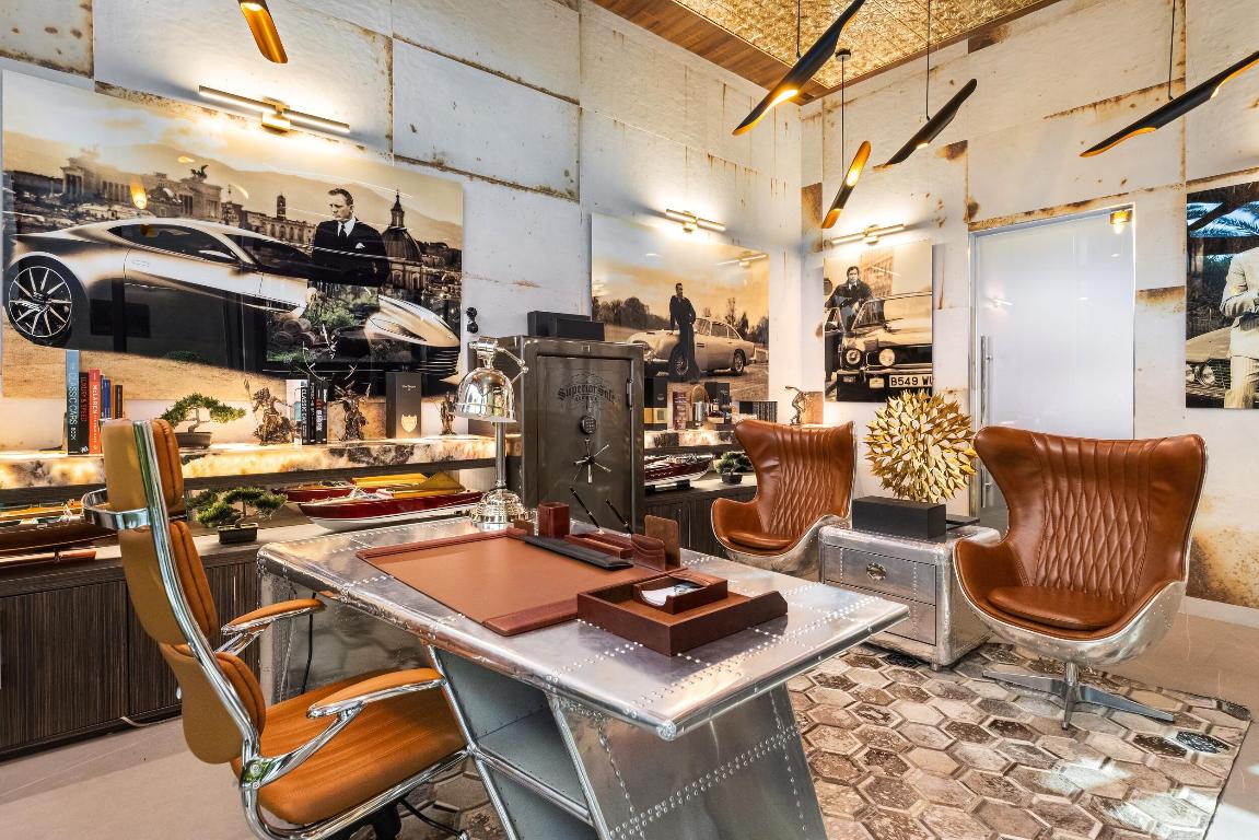 CORAL RIDGE COUNTRY CLUB - Residential