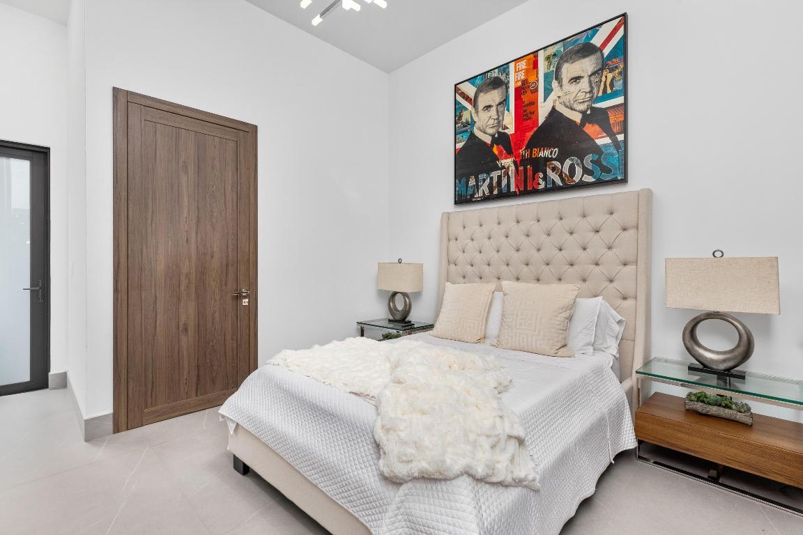 CORAL RIDGE COUNTRY CLUB - Residential