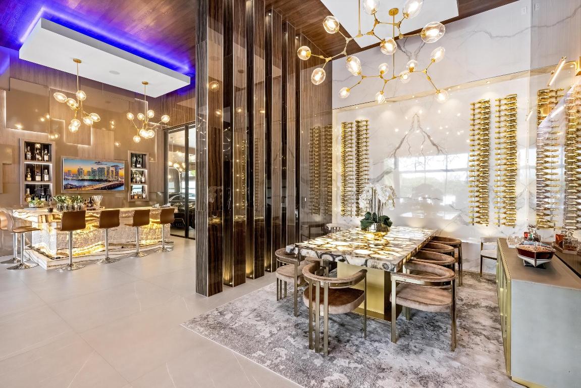 CORAL RIDGE COUNTRY CLUB - Residential