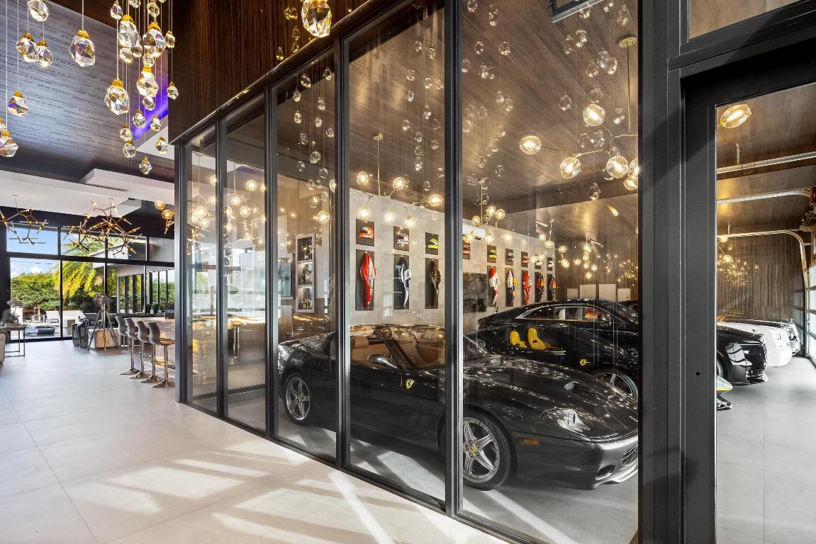 CORAL RIDGE COUNTRY CLUB - Residential