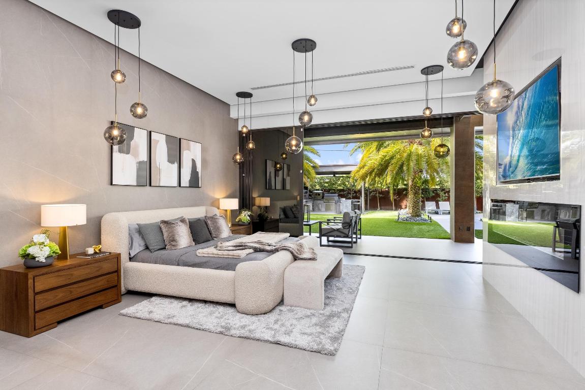 CORAL RIDGE COUNTRY CLUB - Residential