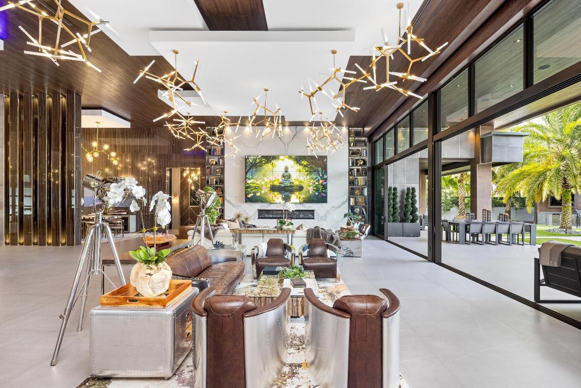 CORAL RIDGE COUNTRY CLUB - Residential