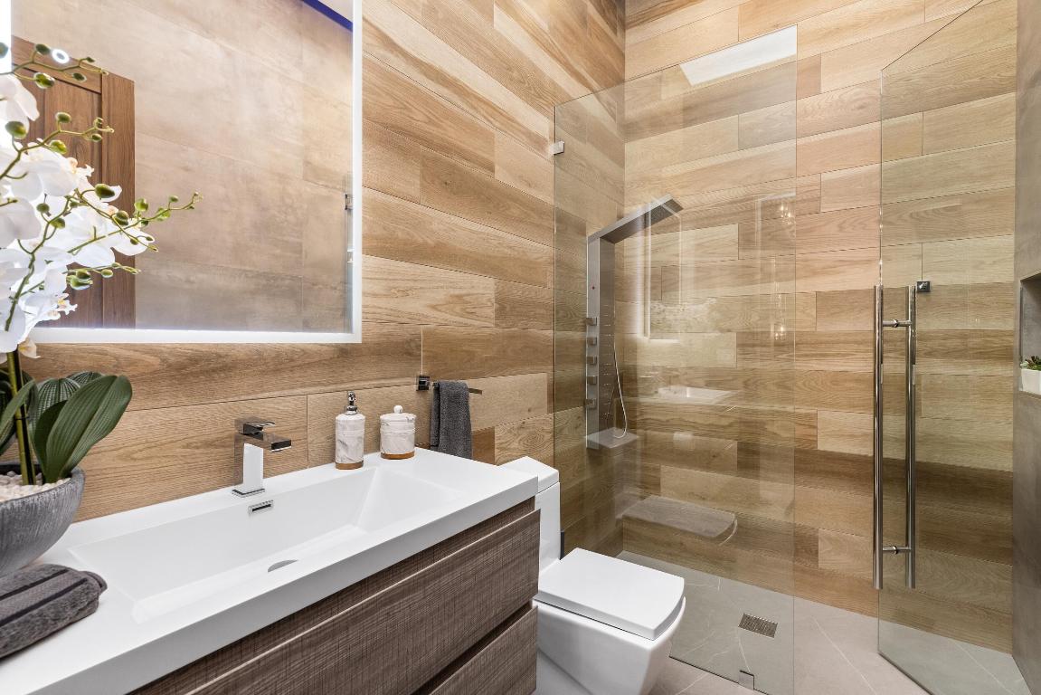 CORAL RIDGE COUNTRY CLUB - Residential