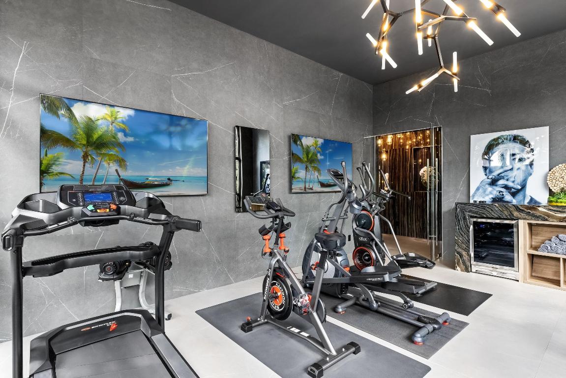 CORAL RIDGE COUNTRY CLUB - Residential