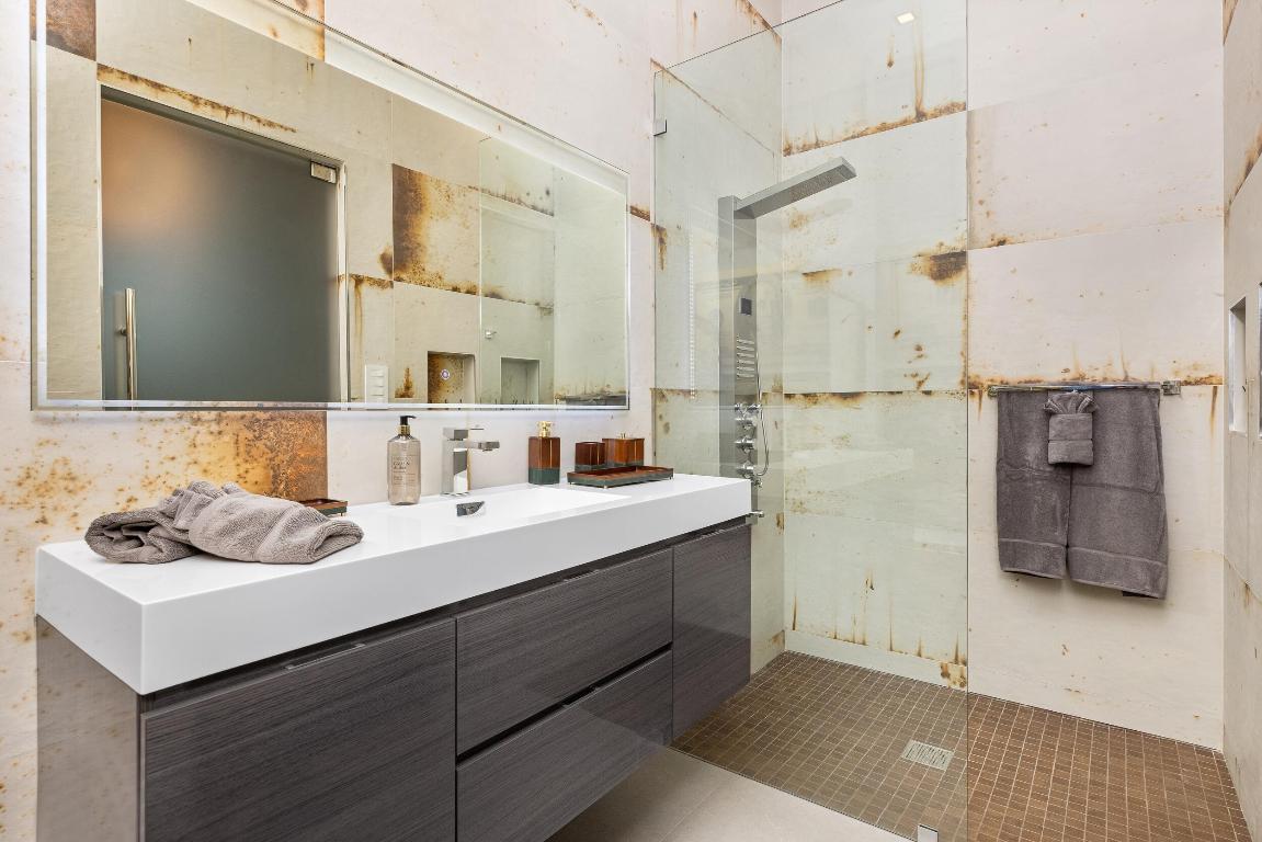 CORAL RIDGE COUNTRY CLUB - Residential