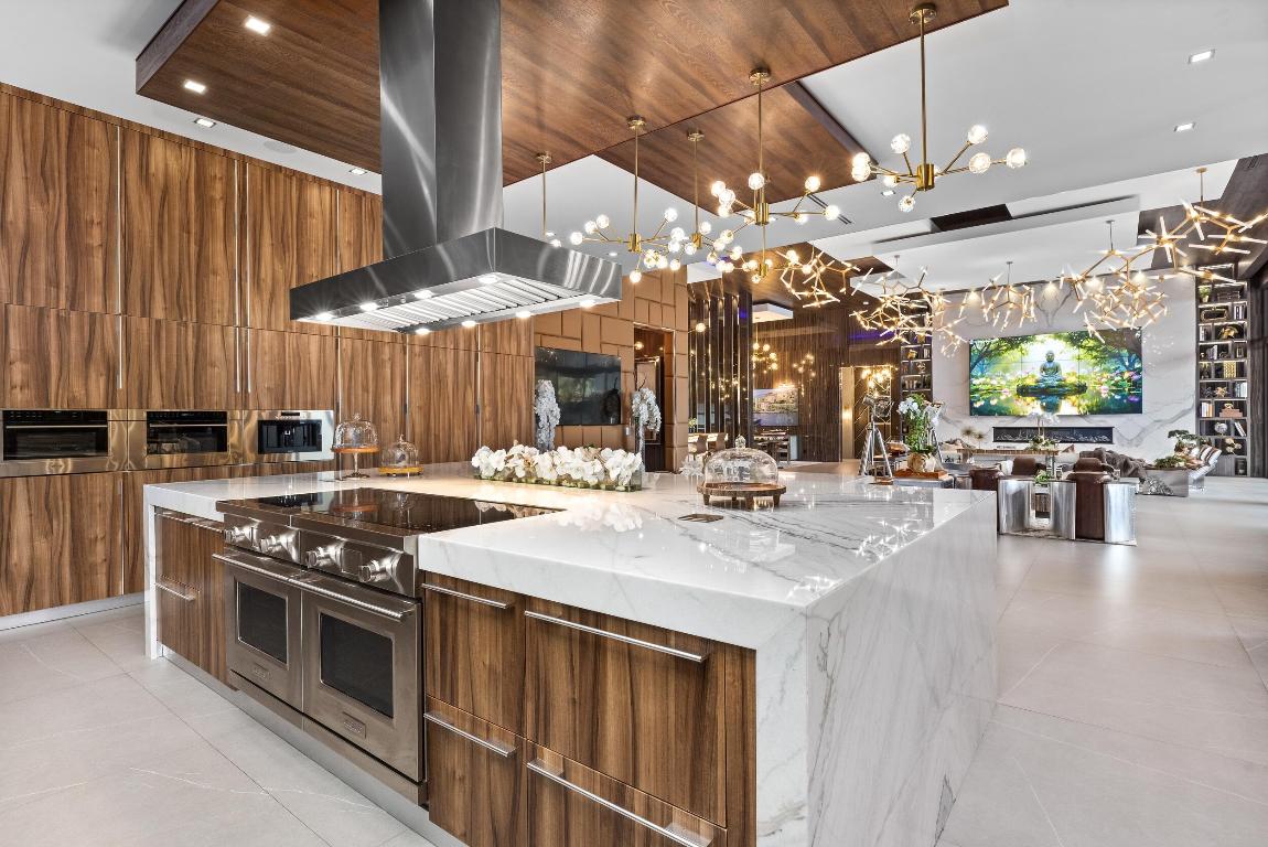 CORAL RIDGE COUNTRY CLUB - Residential