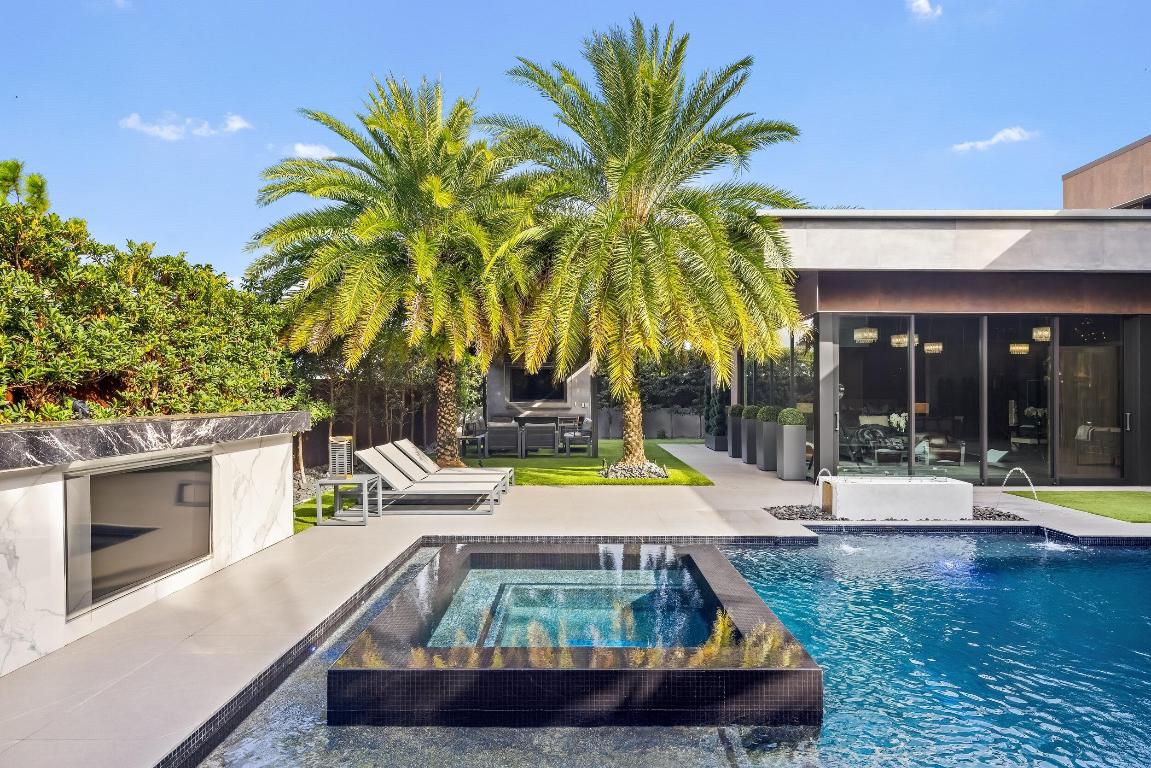 CORAL RIDGE COUNTRY CLUB - Residential