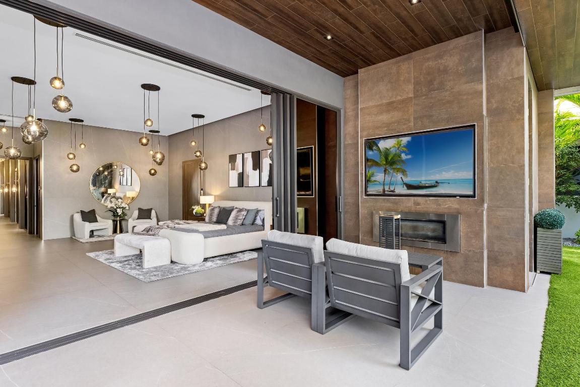 CORAL RIDGE COUNTRY CLUB - Residential