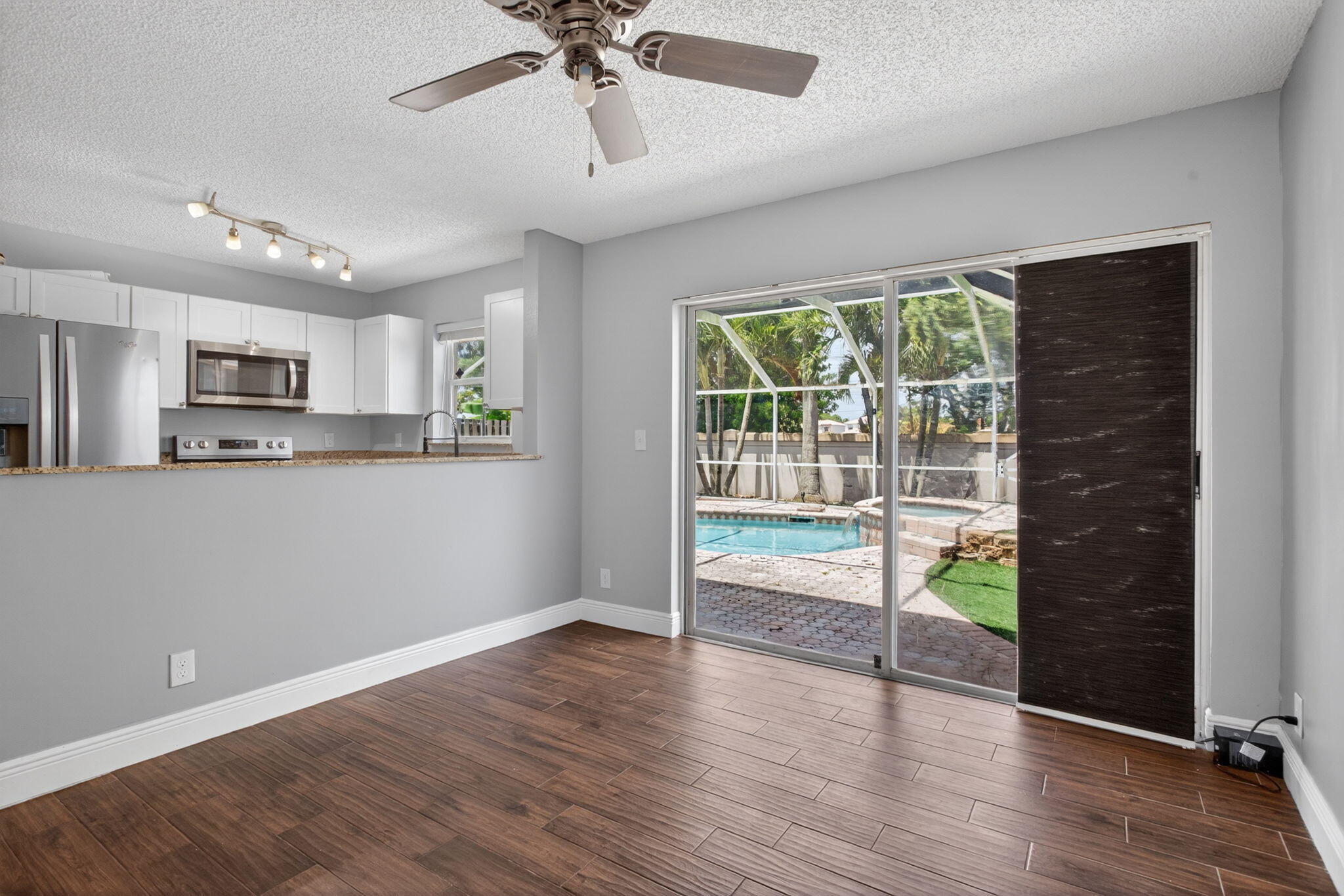 CORAL BAY PARCEL F - Residential