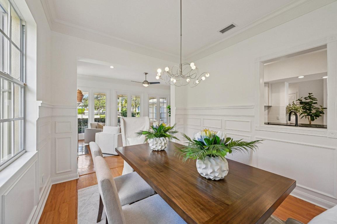 CARLETON OAKS - Residential