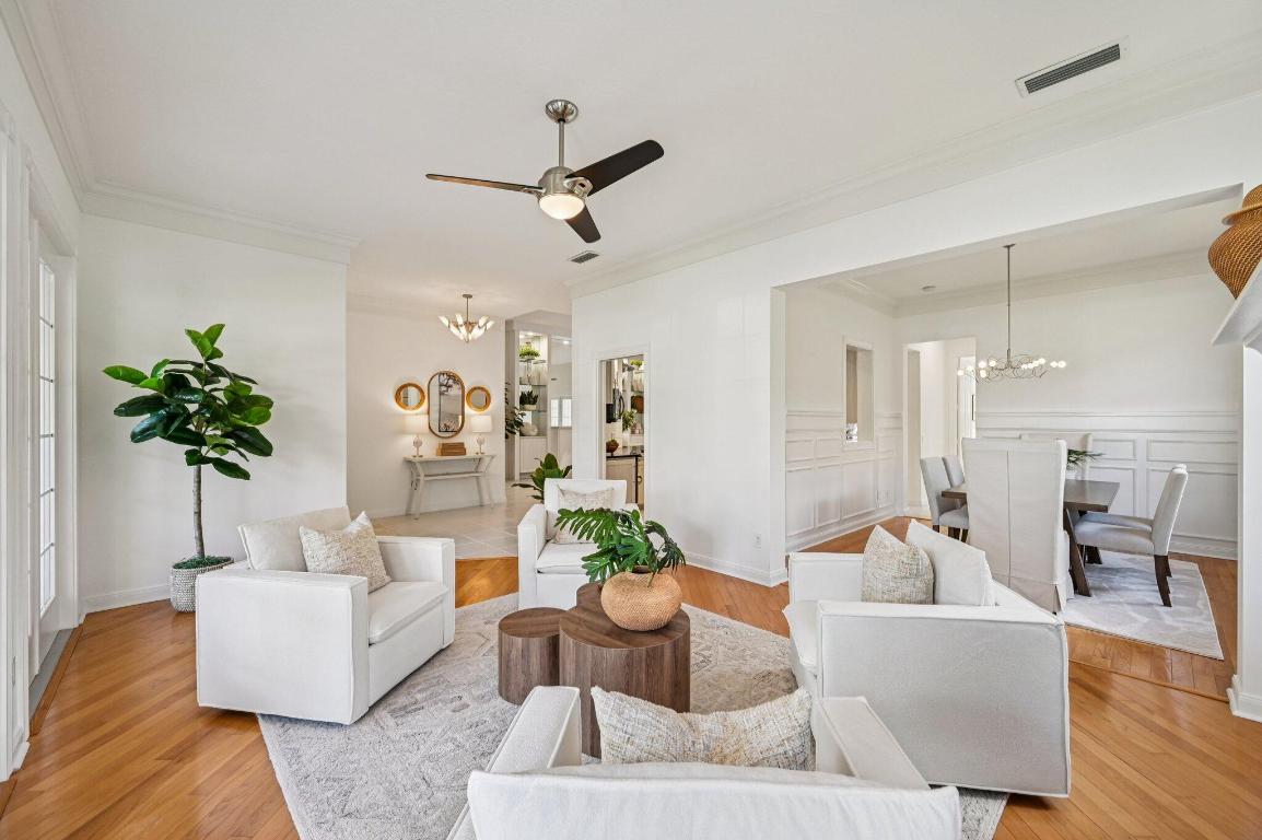 CARLETON OAKS - Residential