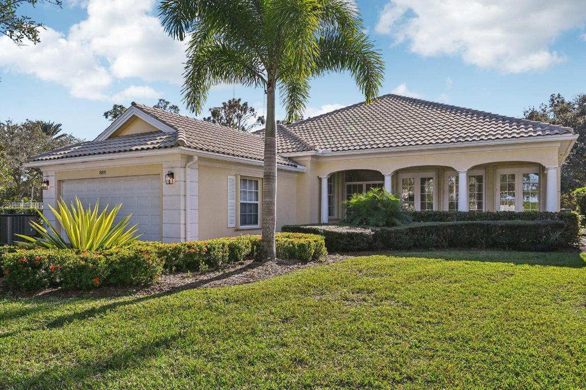 CARLETON OAKS - Residential